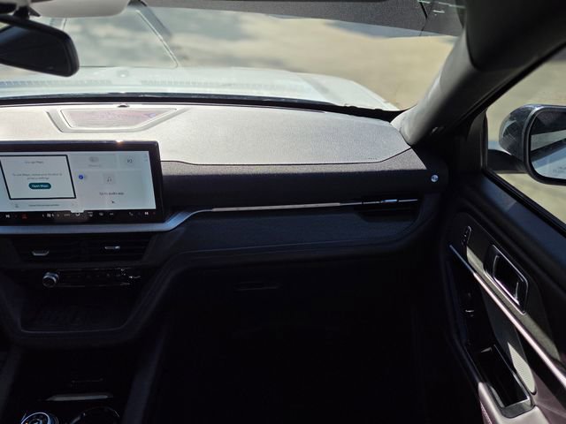 Used 2025 Ford Explorer Platinum image 19