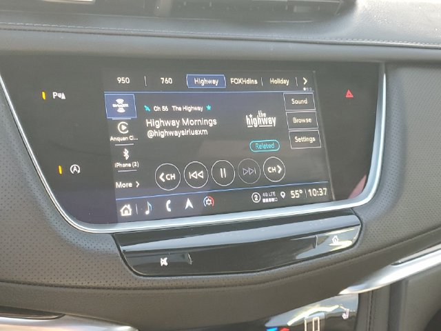 Certified 2024 Cadillac XT5 Premium Luxury w/ LPO, Floor Liner Package AWD/4WD image 24