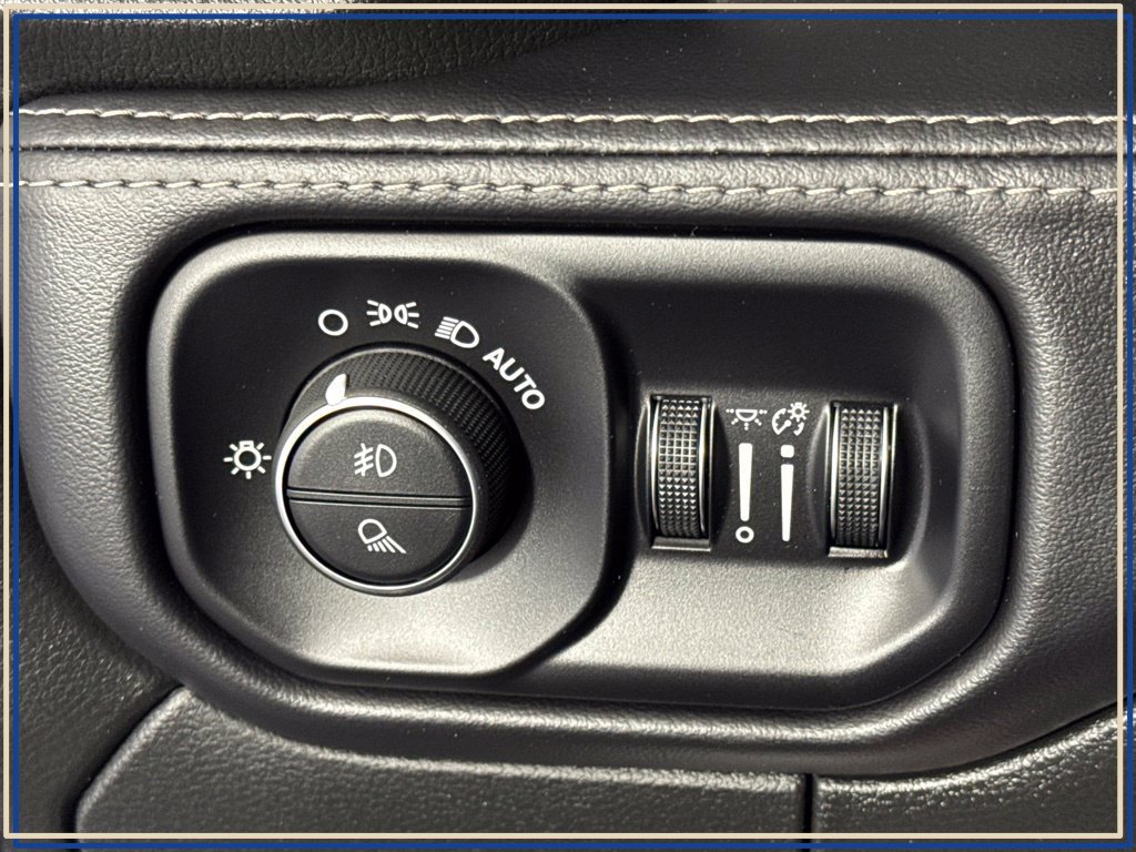 Certified 2023 RAM 3500 Limited AWD/4WD image 25