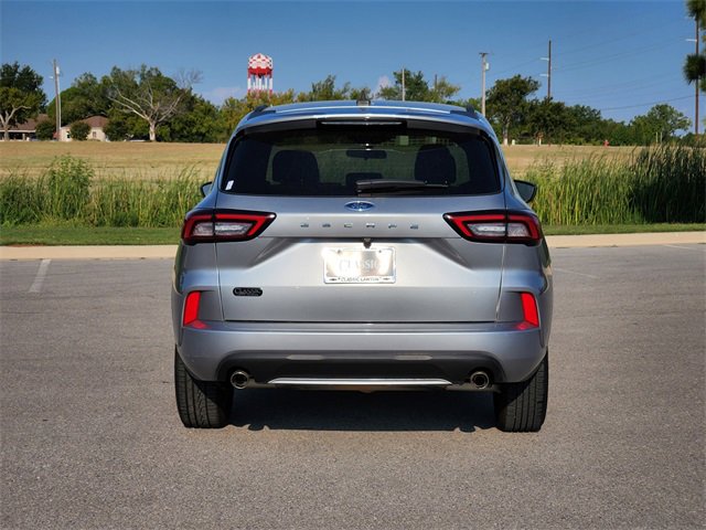 Used 2024 Ford Escape ST-Line image 6