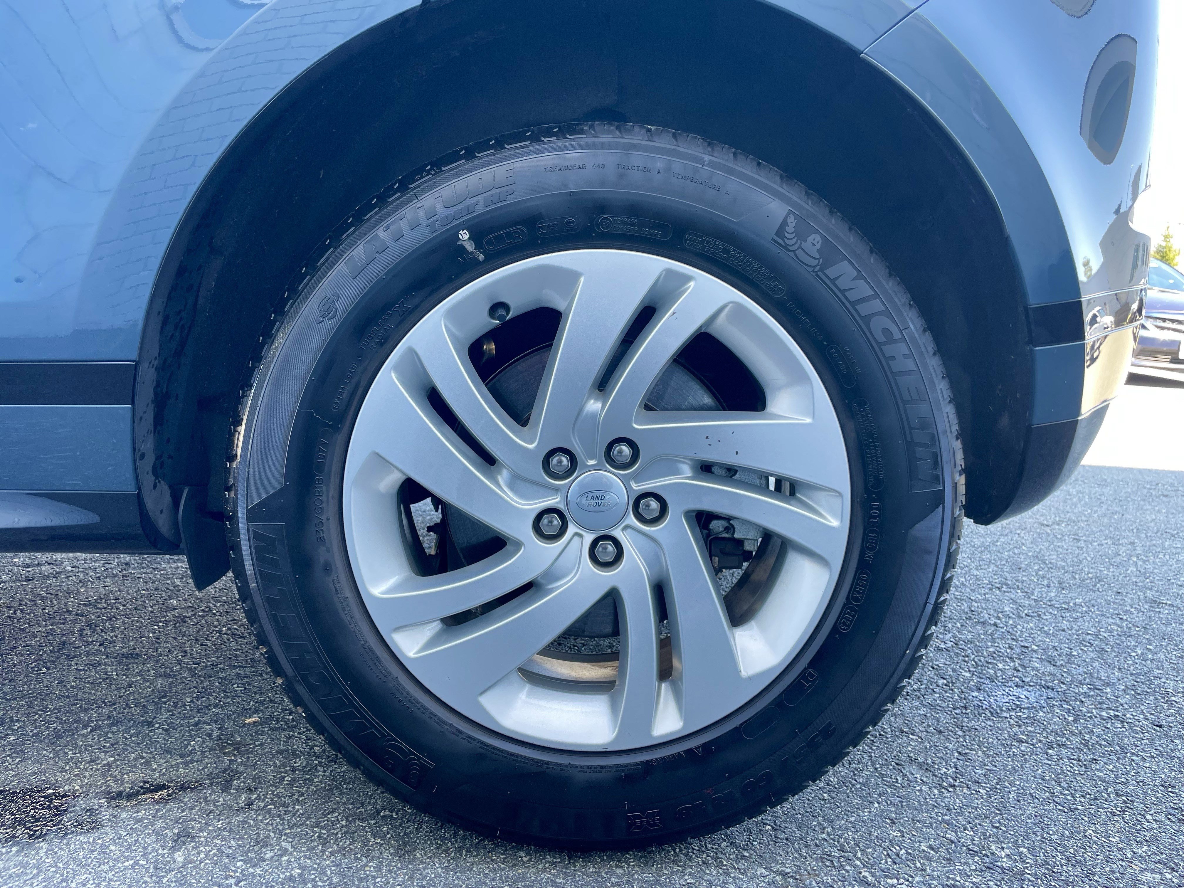 Used 2024 Land Rover Range Rover Evoque Dynamic SE image 10