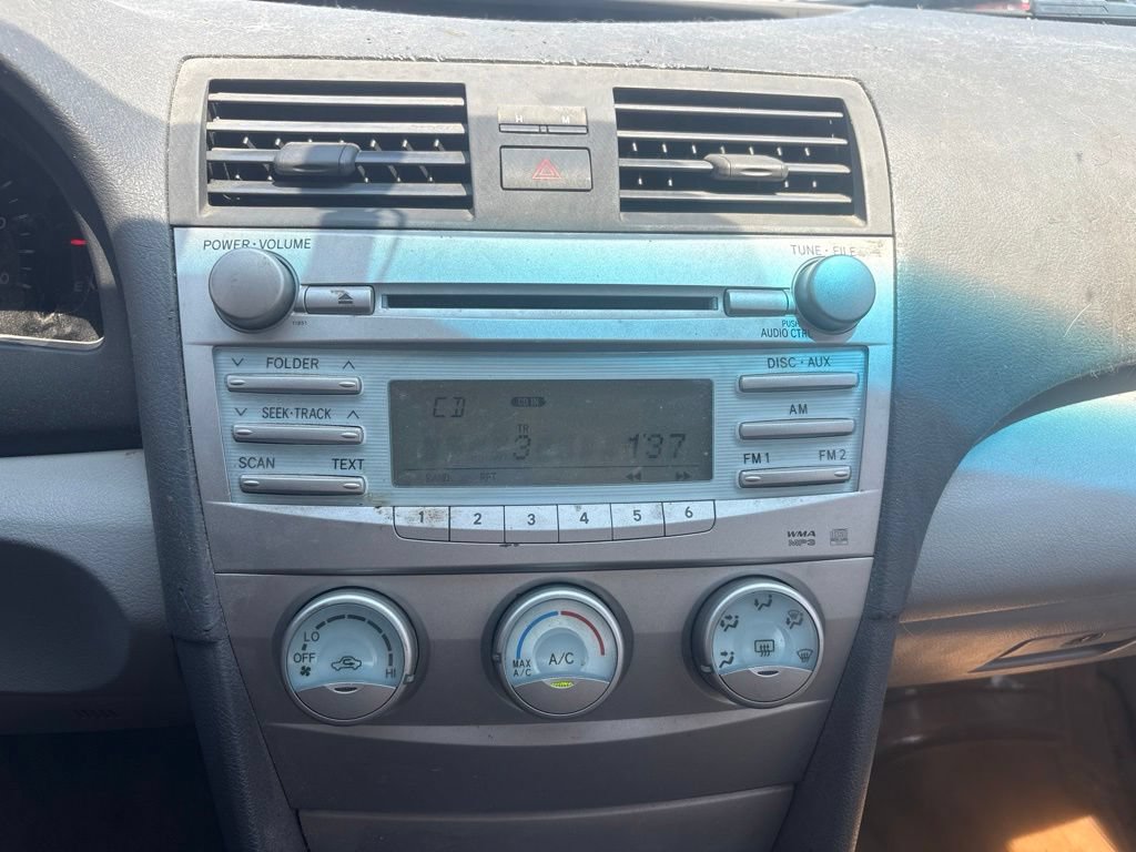 Used 2009 Toyota Camry LE FWD image 6