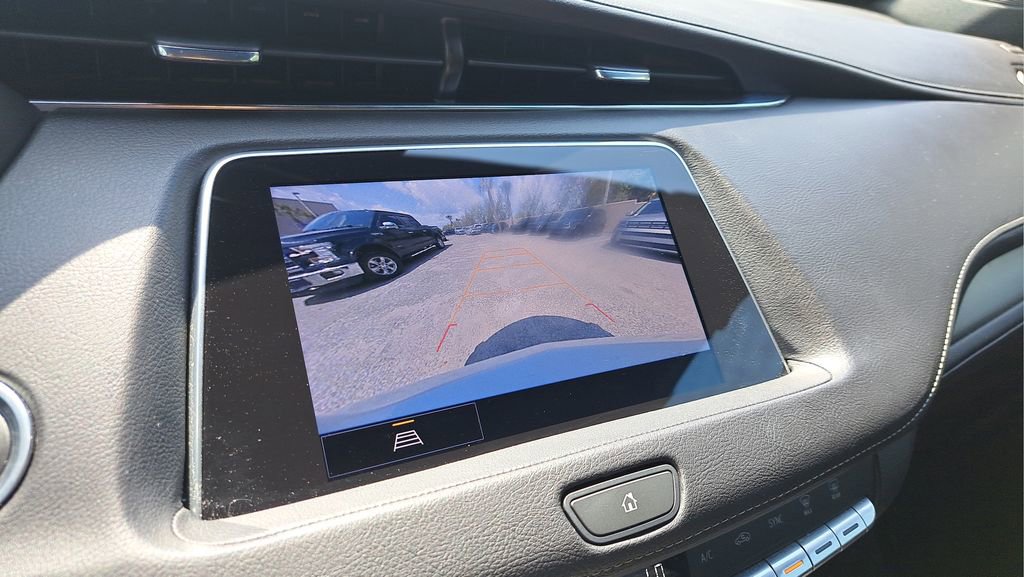 Used 2023 Cadillac XT4 Premium Luxury image 22