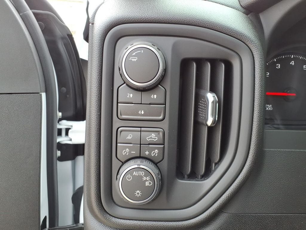 New 2026 Chevrolet Silverado 2500 W/T w/ WT Convenience Package AWD/4WD image 29