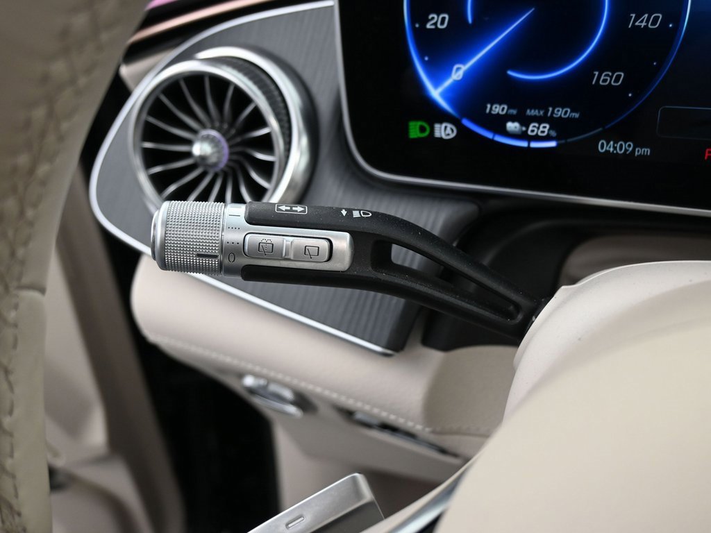 Used 2023 Mercedes-Benz EQS 450+ 4MATIC SUV image 20