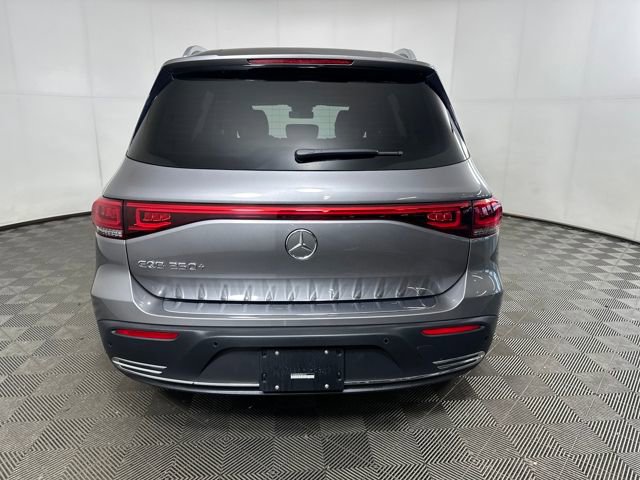 Used 2023 Mercedes-Benz EQB 250+ image 4