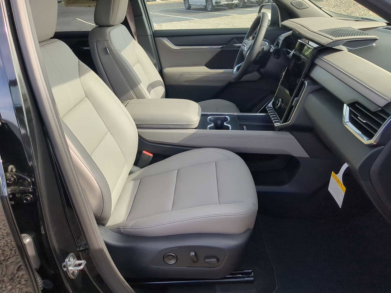 New 2026 GMC Acadia Elevation w/ Black Edition image 29