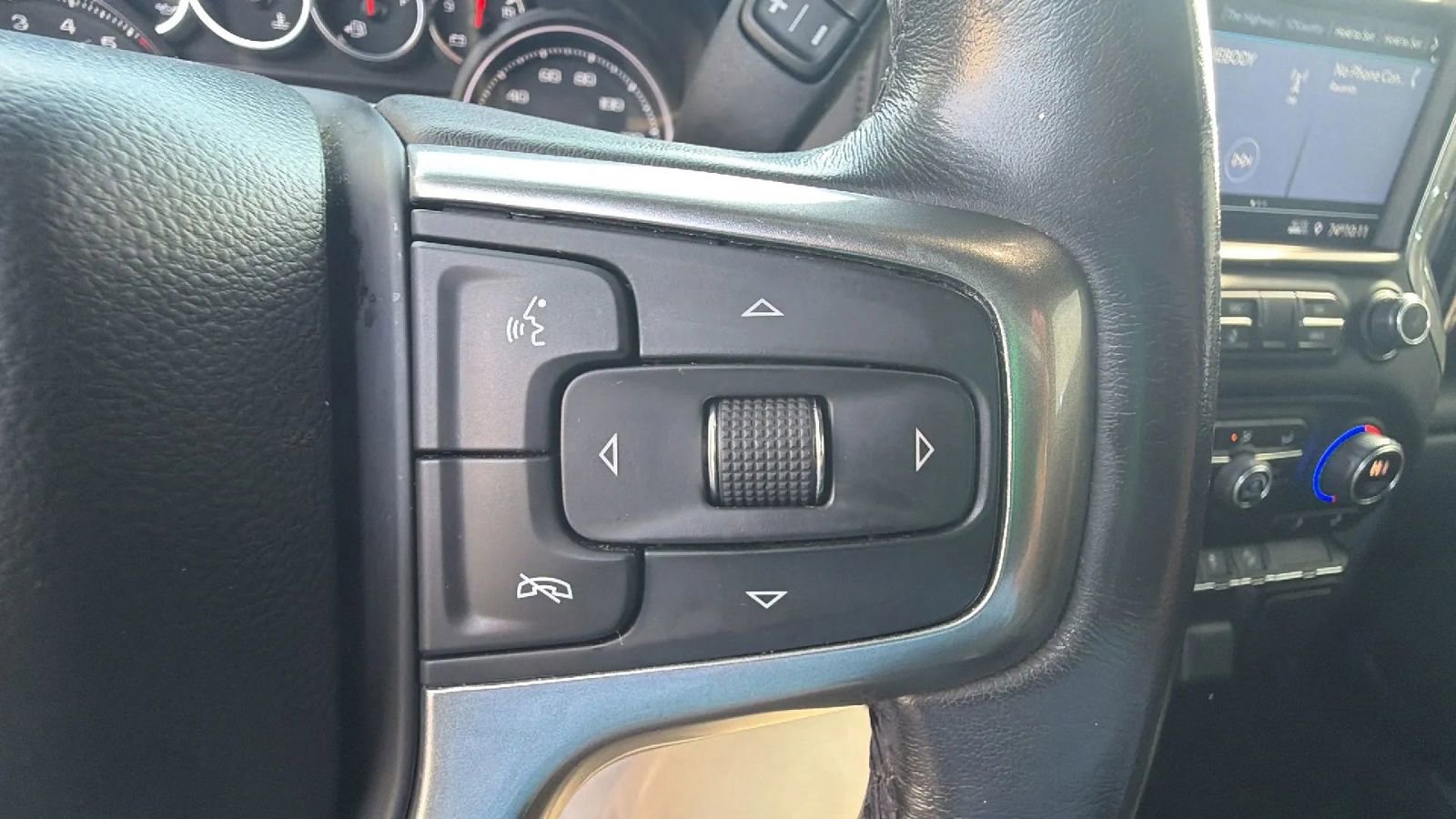 Used 2021 Chevrolet Silverado 1500 RST w/ Z71 Off-Road Package AWD/4WD image 13