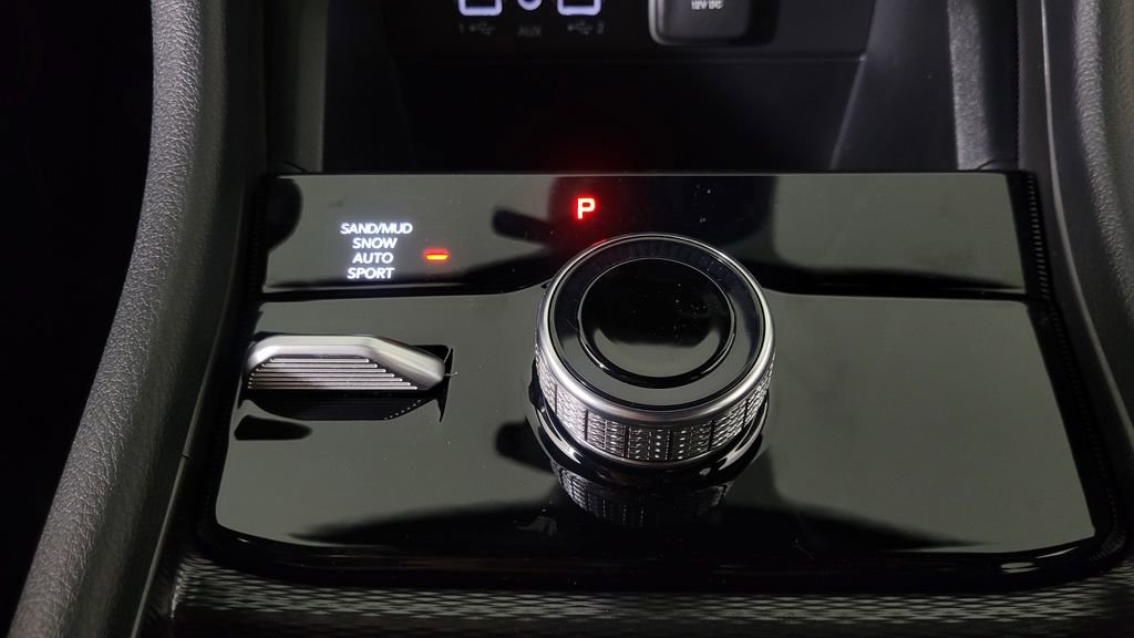 New 2025 Jeep Grand Cherokee Limited w/ Black Appearance Package image 25