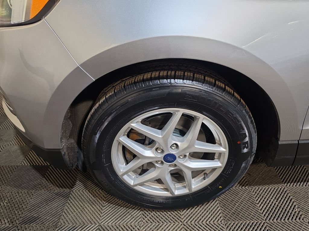 Used 2022 Ford Edge SEL w/ Convenience Package AWD/4WD image 18