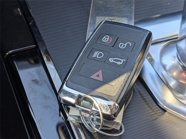 Certified 2023 Land Rover Range Rover Evoque R-Dynamic SE image 22