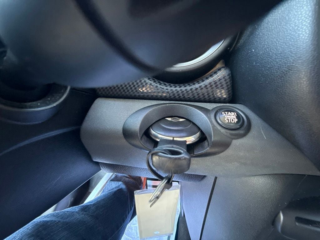 Used 2011 MINI Cooper S FWD image 19