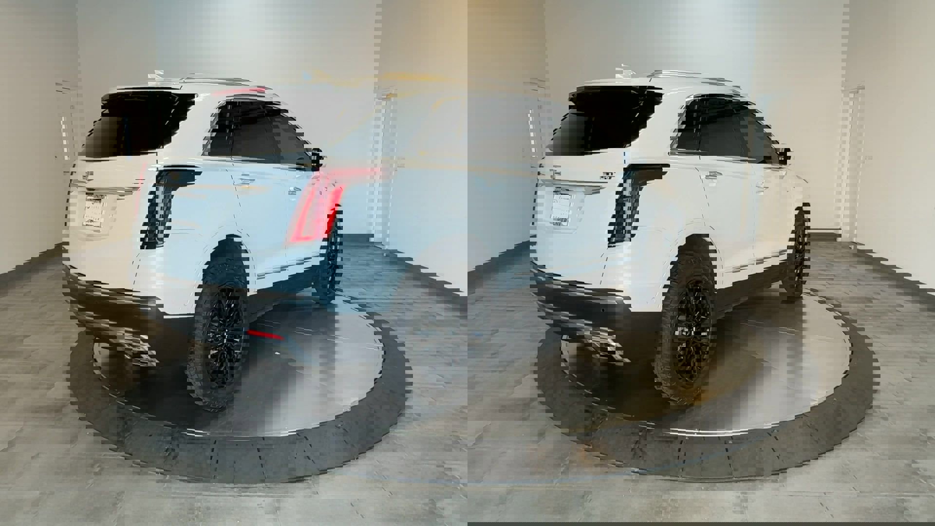 Used 2024 Cadillac XT5 Premium Luxury w/ Technology Package image 7