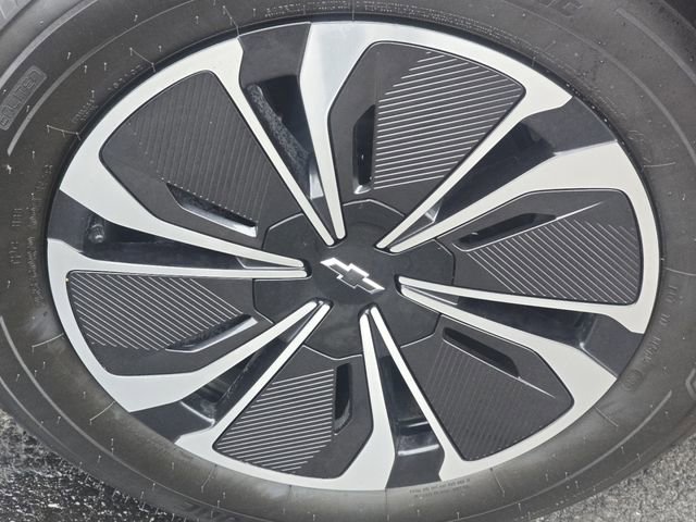 New 2025 Chevrolet Blazer EV LT image 11