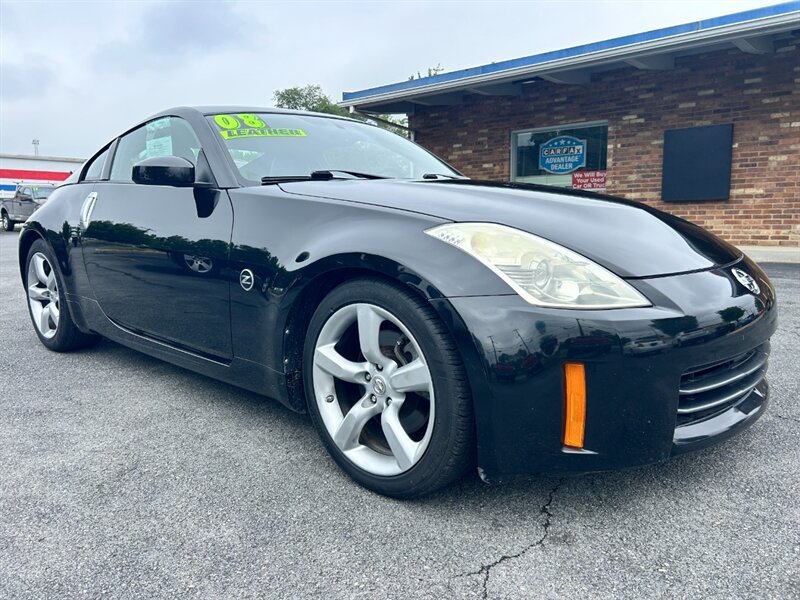 Used 2008 Nissan 350Z Touring RWD image 1
