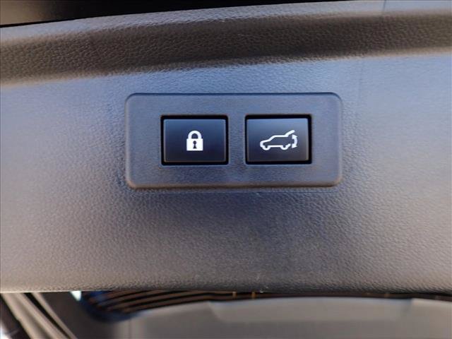 Certified 2025 Subaru Outback Premium AWD/4WD image 9