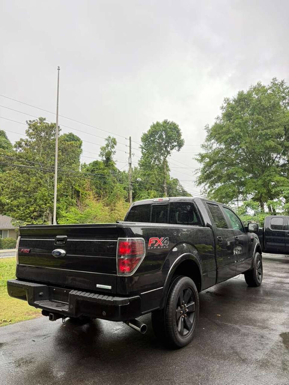 Used 2014 Ford F150 FX4 w/ Equipment Group 402A Luxury AWD/4WD image 6