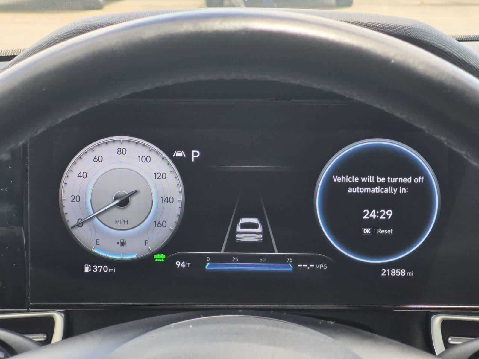 Used 2022 Hyundai Elantra Limited FWD image 11