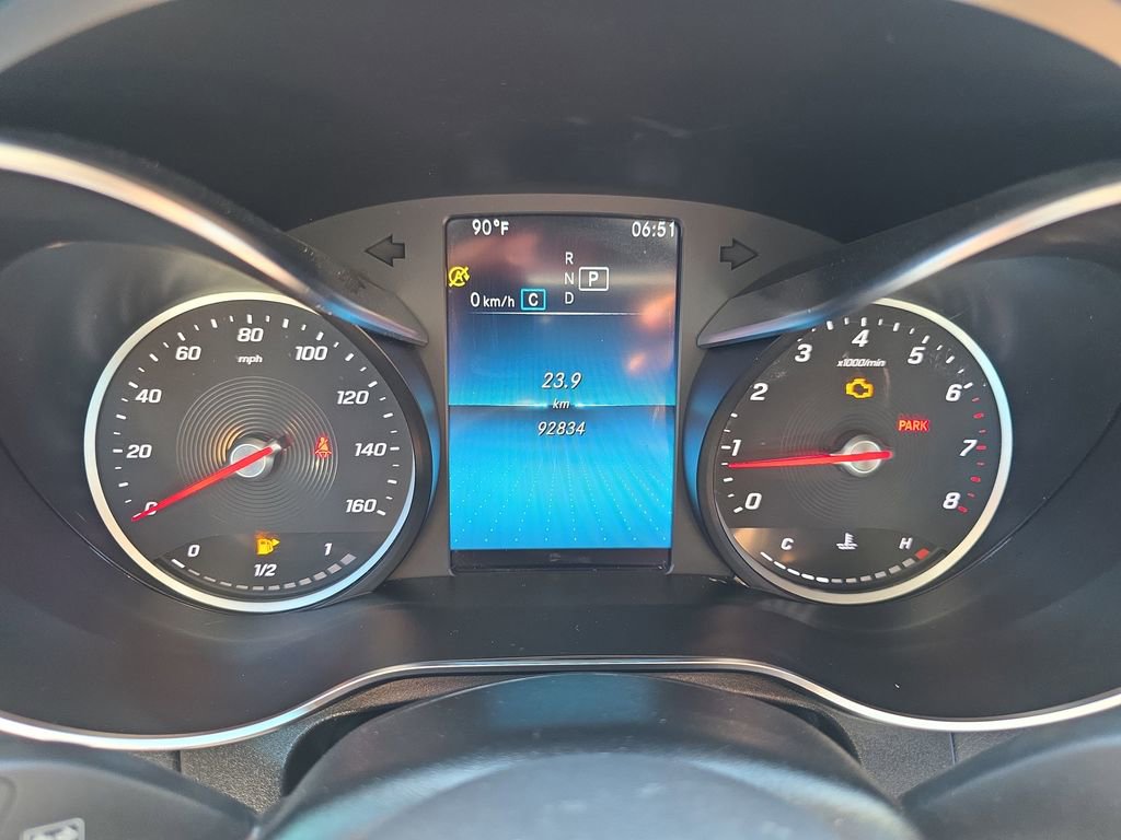 Used 2022 Mercedes-Benz GLC 300 image 38