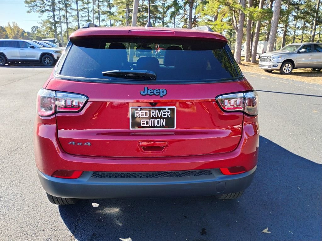 New 2026 Jeep Compass Latitude image 6