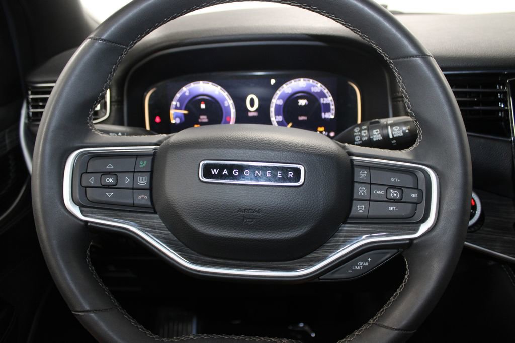 Used 2022 Jeep Wagoneer Series II image 37