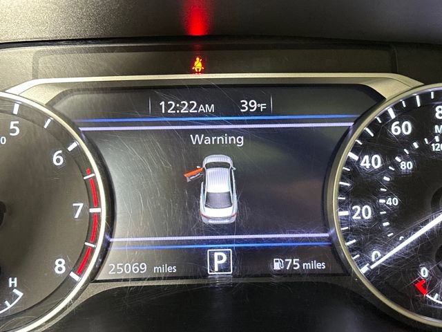 Used 2020 Nissan Sentra SV w/ SV Premium Package image 18