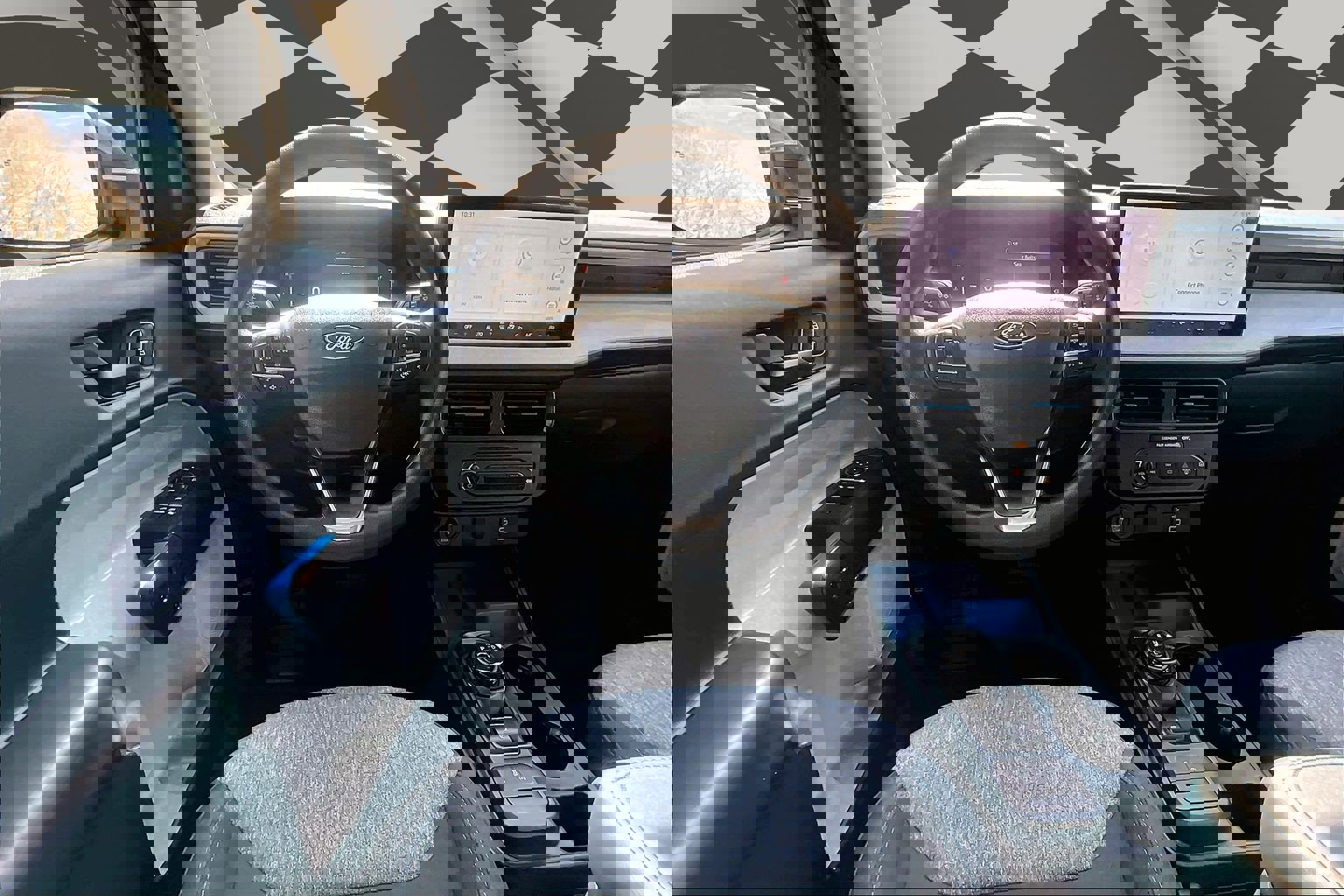 Used 2025 Ford Maverick XLT w/ Equipment Group 302A image 5