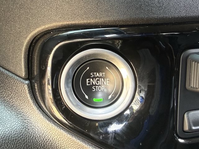 Used 2023 GMC Sierra 1500 SLT AWD/4WD image 22