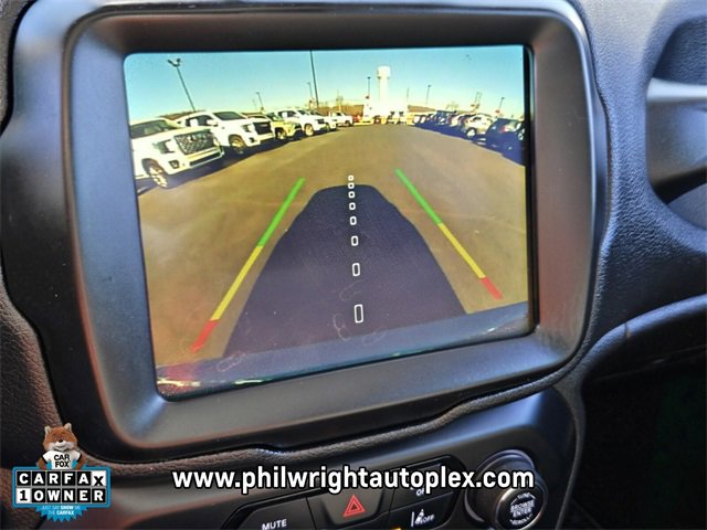 Used 2022 Jeep Renegade Latitude w/ Sun/Sound Group image 22