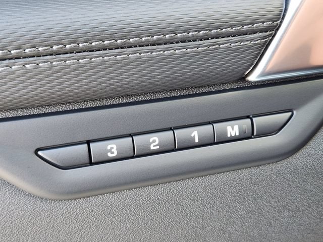 New 2026 Land Rover Discovery Sport Landmark AWD/4WD image 23