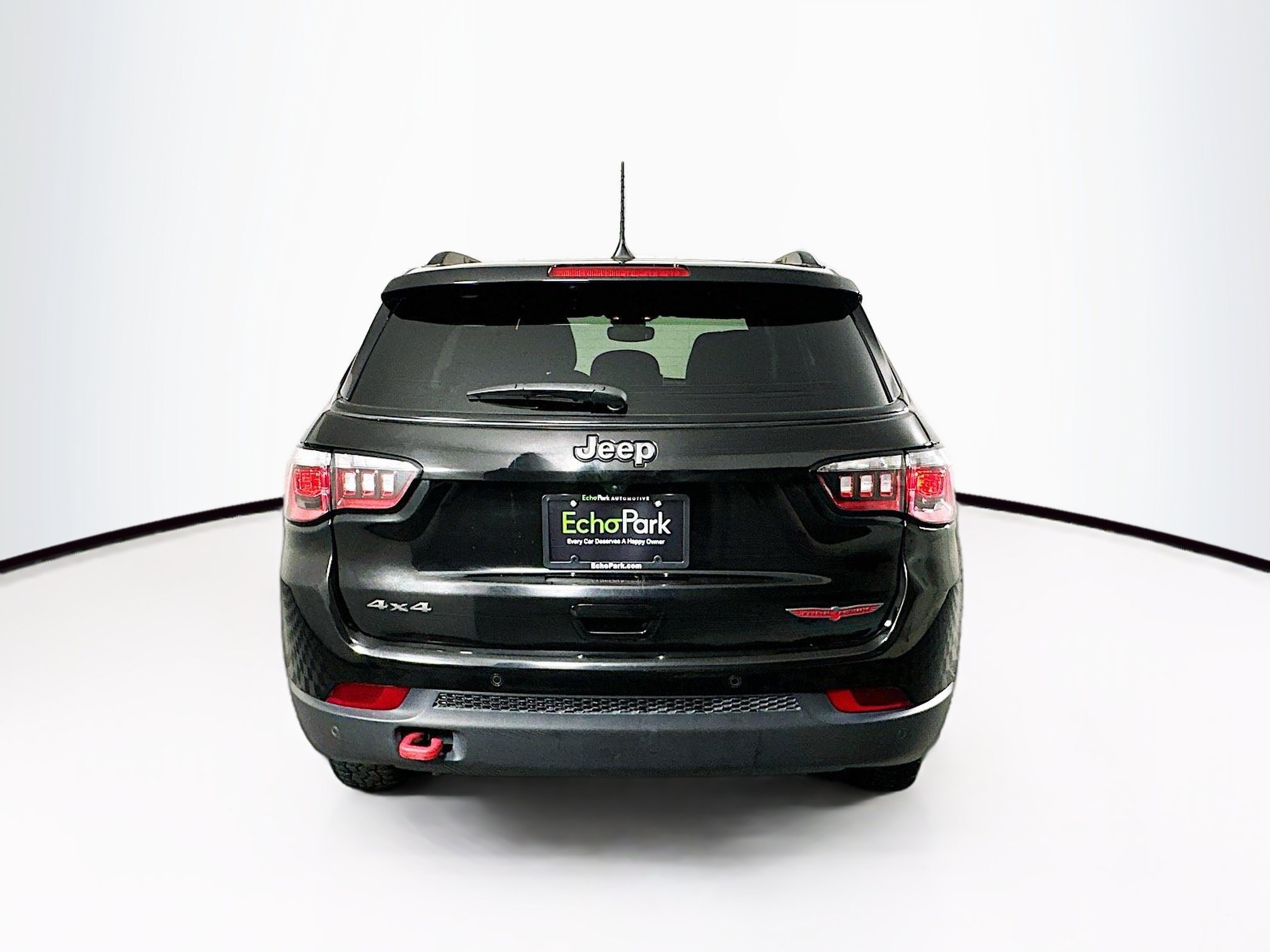 Used 2024 Jeep Compass Trailhawk AWD/4WD image 7