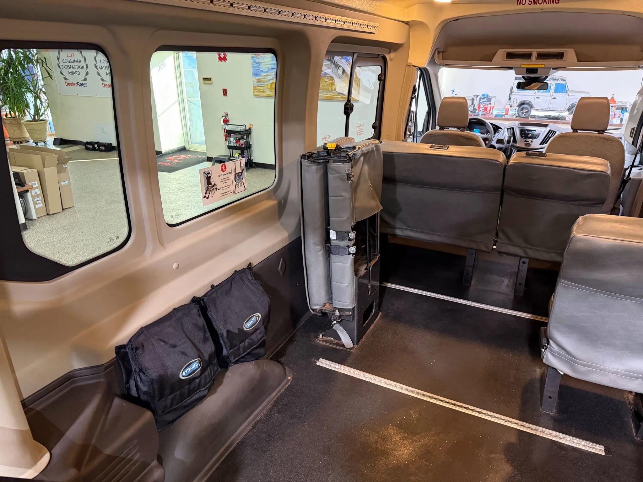 Used 2015 Ford Transit 250 148 Medium Roof RWD image 46