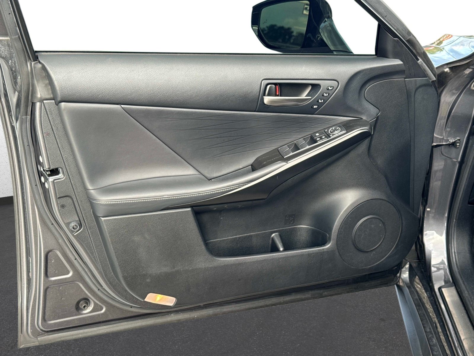 Used 2022 Lexus IS 300 w/ Premium Package RWD image 17