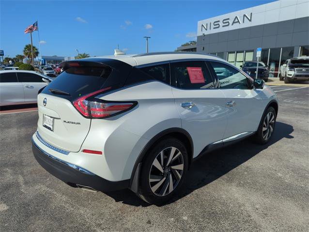 Certified 2018 Nissan Murano Platinum w/ Cargo Package image 3