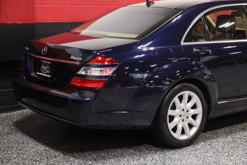 Used 2007 Mercedes-Benz S 550 4MATIC image 9