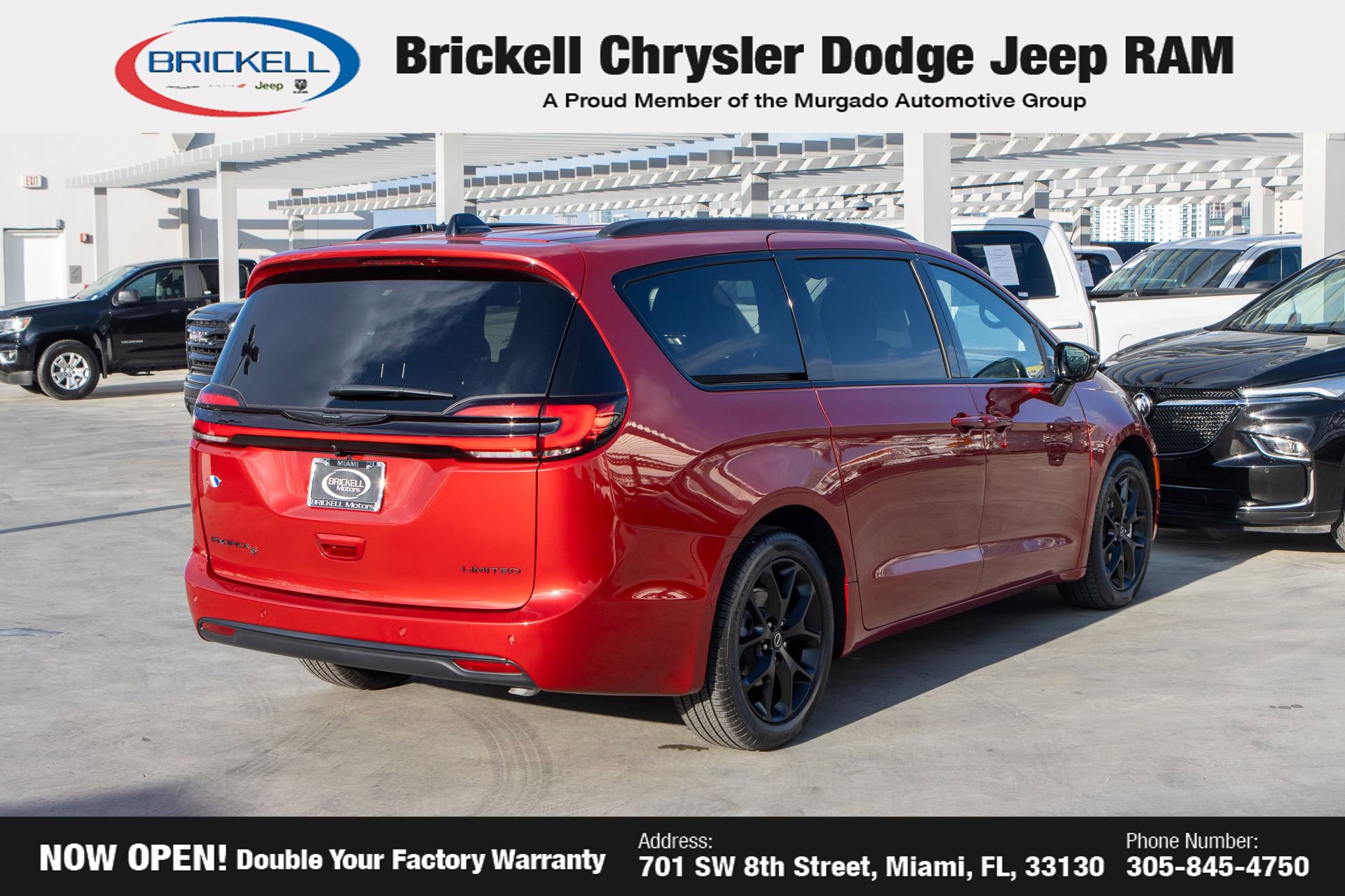 New 2026 Chrysler Pacifica Limited w/ S Appearance Package image 5