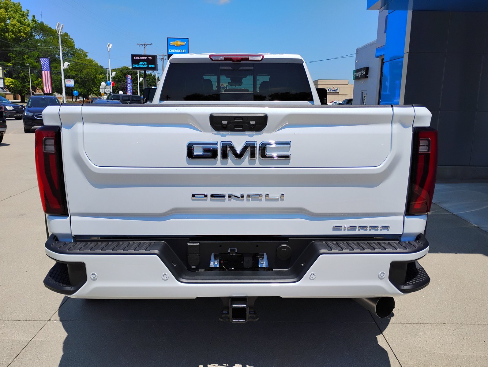 New 2026 GMC Sierra 3500 Denali Ultimate AWD/4WD image 8