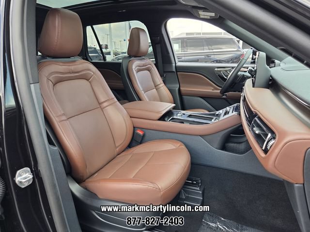New 2026 Lincoln Aviator Reserve w/ Illumination Package RWD image 12