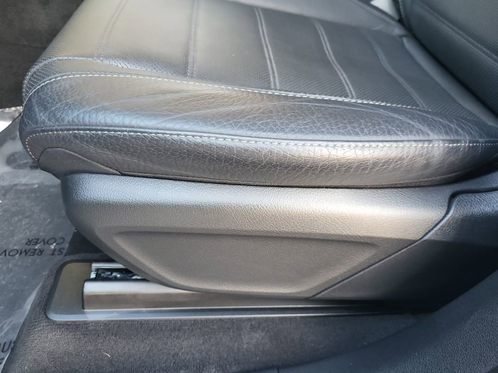 Used 2024 Mercedes-Benz GLS 450 4MATIC image 23