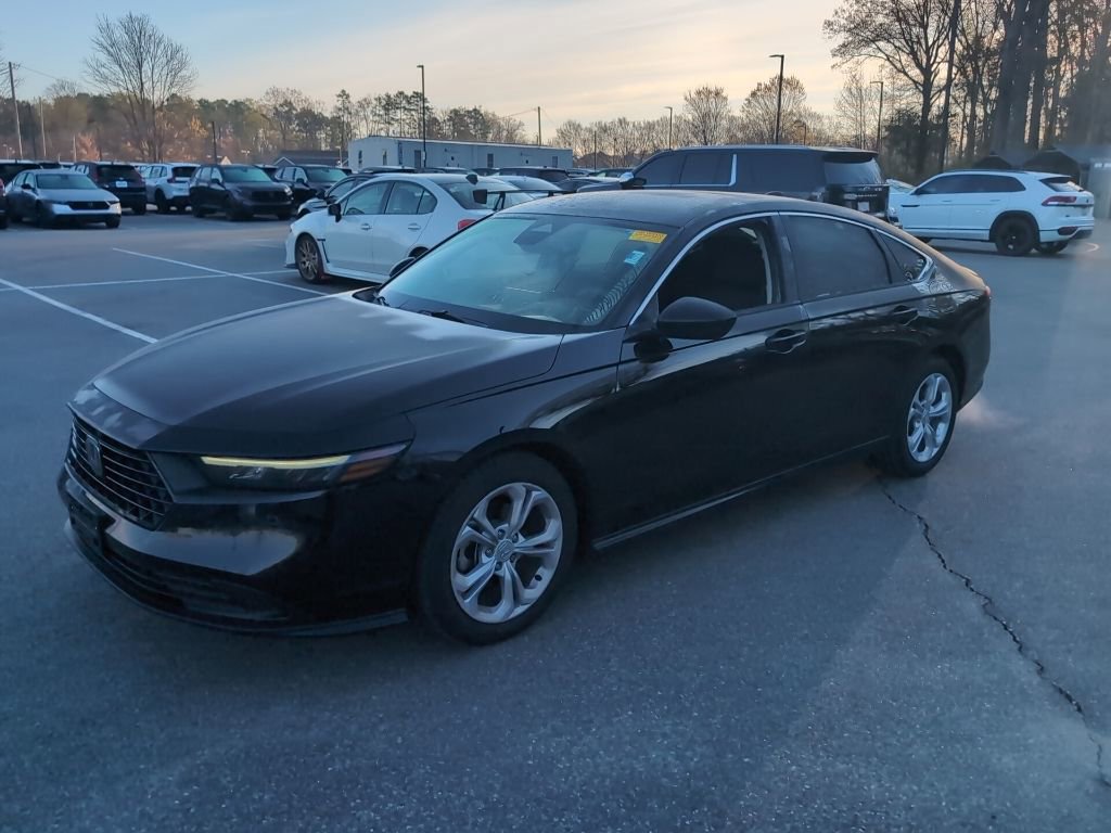 Used 2025 Honda Accord LX image 3