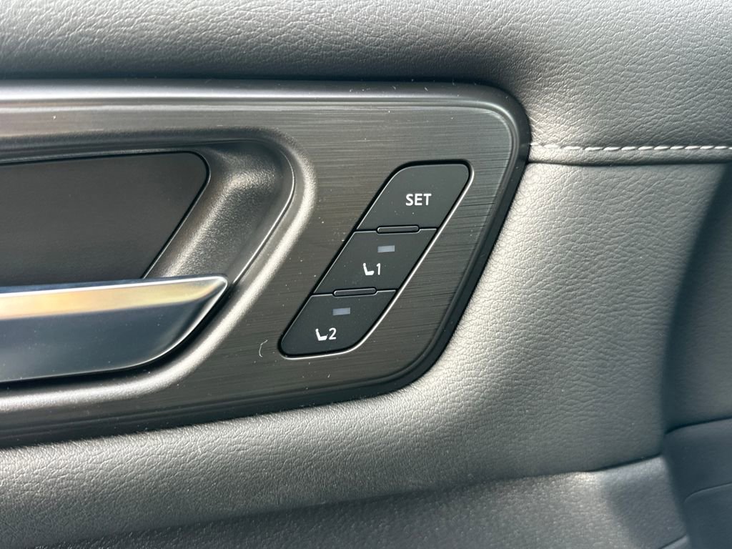 New 2026 Nissan Armada Platinum image 12