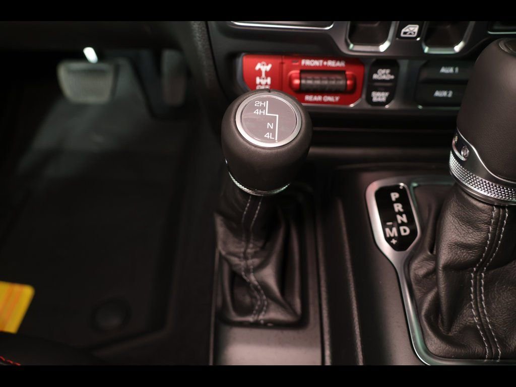 New 2026 Jeep Wrangler Unlimited Rubicon w/ Safety Group image 13