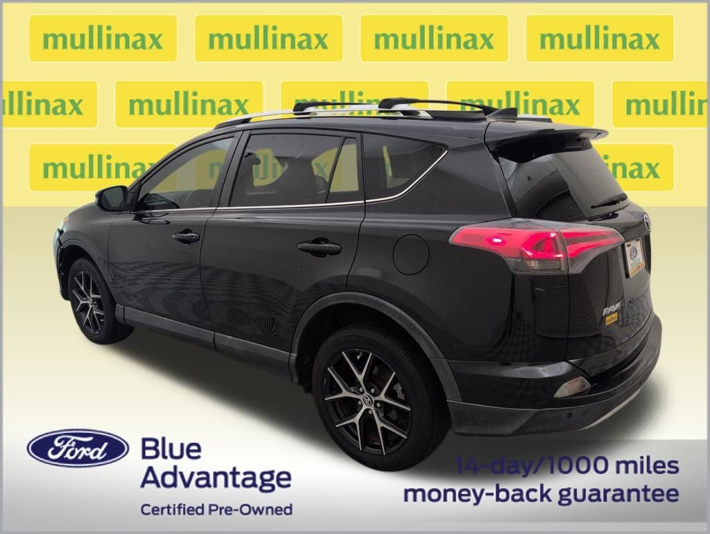 Used 2016 Toyota RAV4 SE w/ Advanced Technology Package image 10