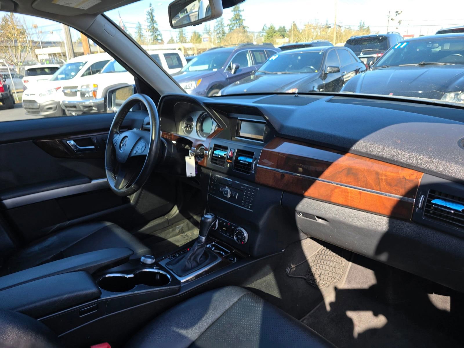 Used 2011 Mercedes-Benz GLK 350 4MATIC image 10