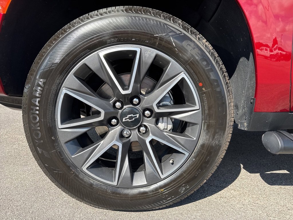 Used 2023 Chevrolet Tahoe Z71 w/ Luxury Package image 16