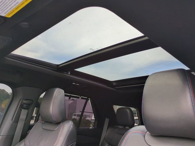 Used 2023 Ford Explorer ST w/ Equipment Group 401A image 20