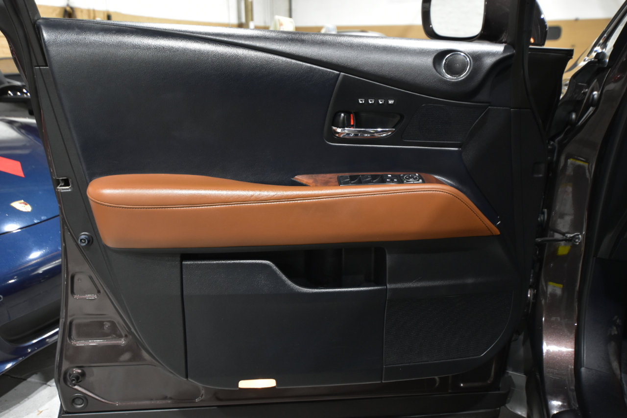 Used 2013 Lexus RX 450h AWD image 12