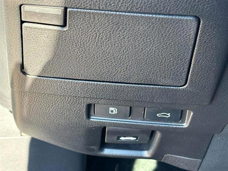 Used 2024 Lexus ES 350 w/ Premium Package image 19