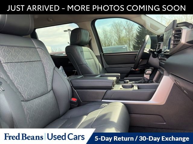 Used 2024 Toyota Tundra Limited AWD/4WD image 16