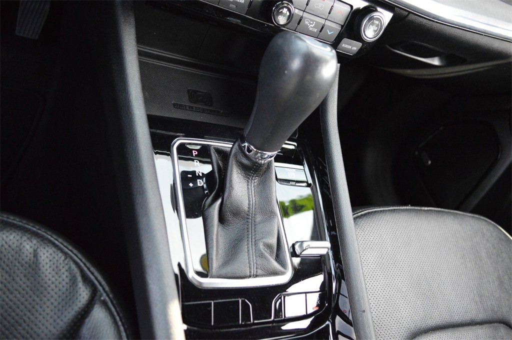 Used 2022 Jeep Compass Limited w/ (RED) Package image 23